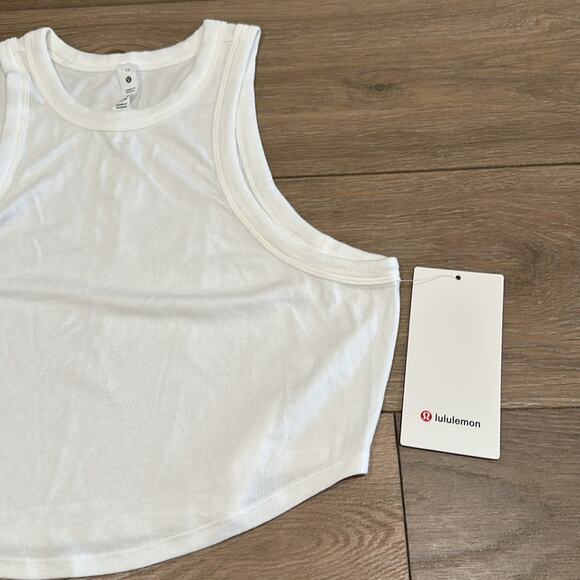 LULULEMON White Ribbed Hold Tight Cropped Soft Lightweight Tank Top Size 12 - Picture 5 of 11